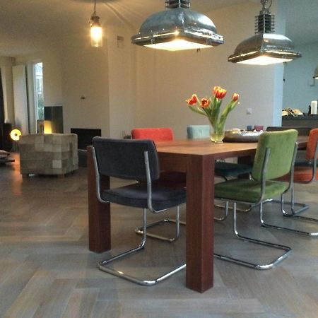 Villa Cosy Central Incl Jacuzzi Near Trainstation, Beach And City Heemstede Kültér fotó