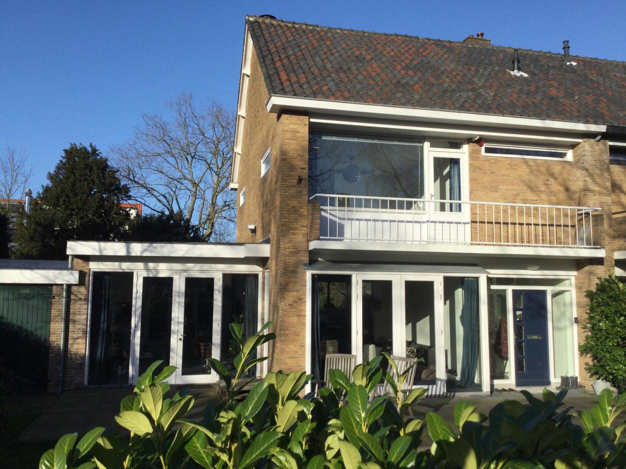 Villa Cosy Central Incl Jacuzzi Near Trainstation, Beach And City Heemstede Kültér fotó
